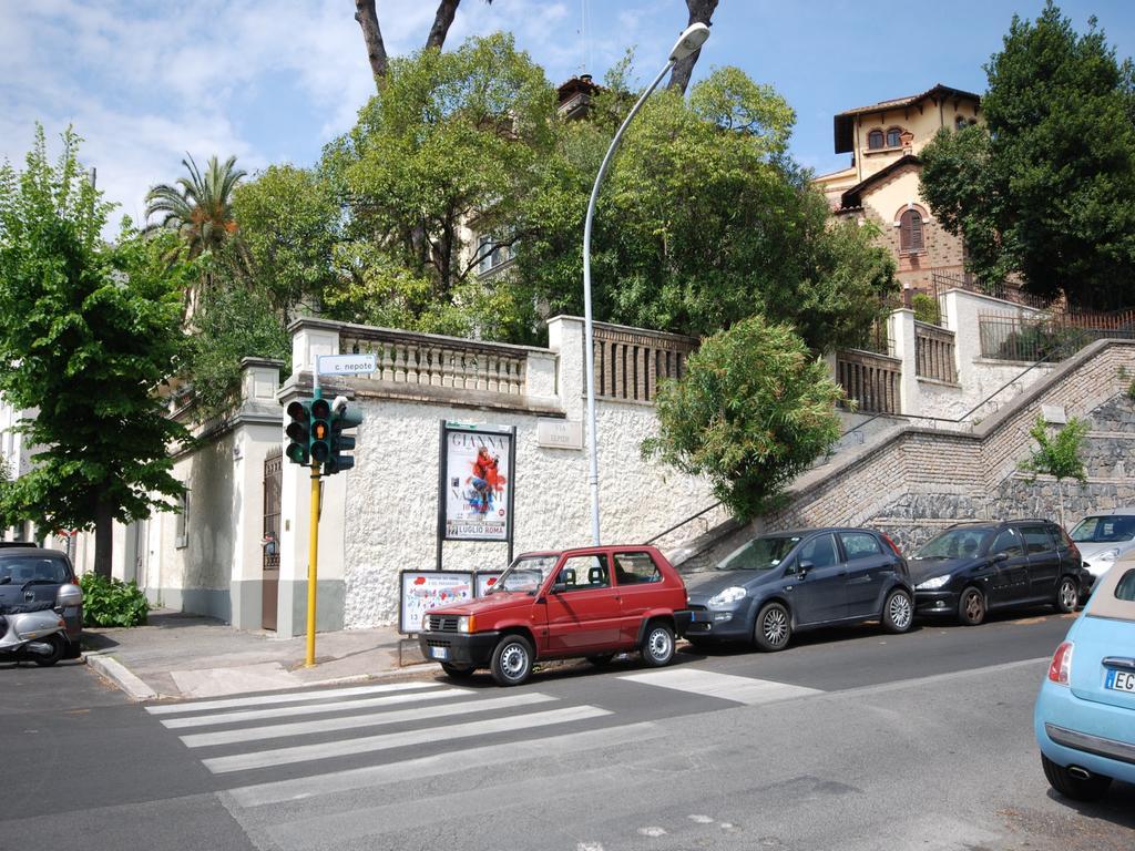 Hotel Residence Villa Tassoni Rome Exterior photo