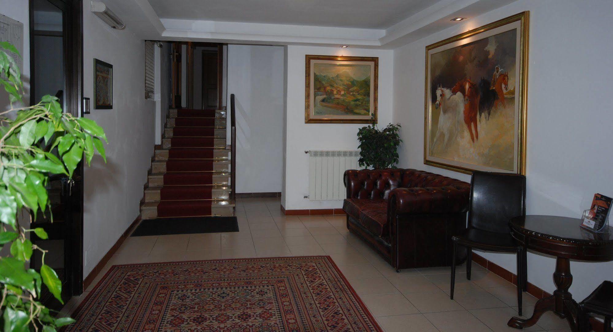 Hotel Residence Villa Tassoni Rome Exterior photo