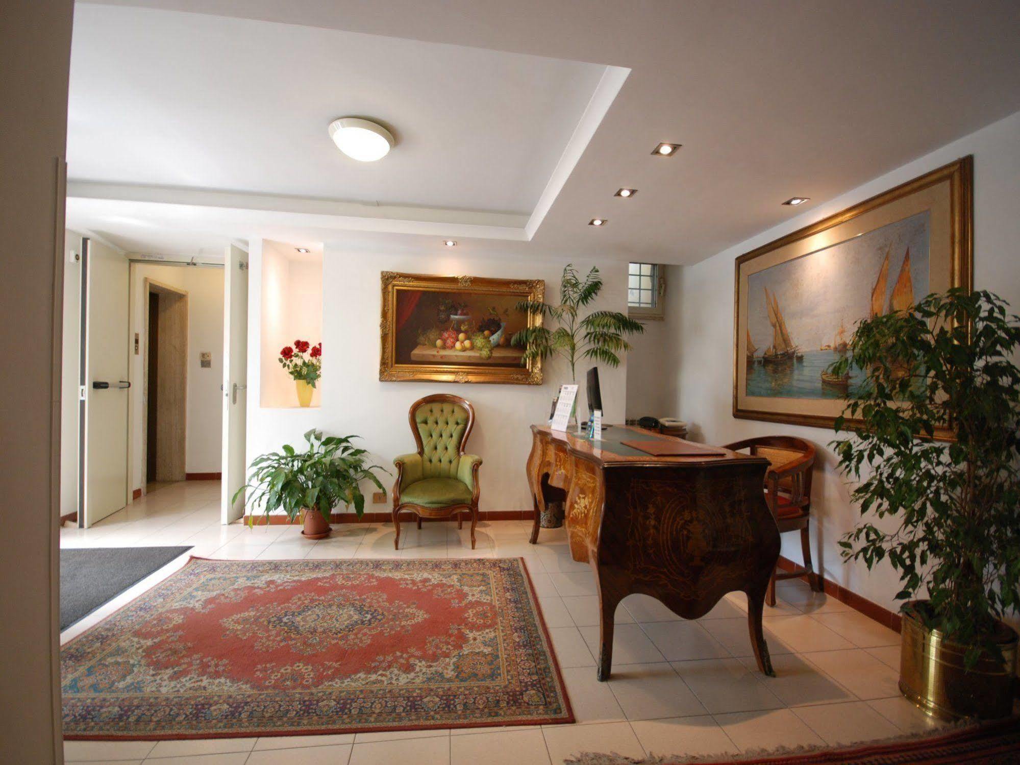 Hotel Residence Villa Tassoni Rome Exterior photo