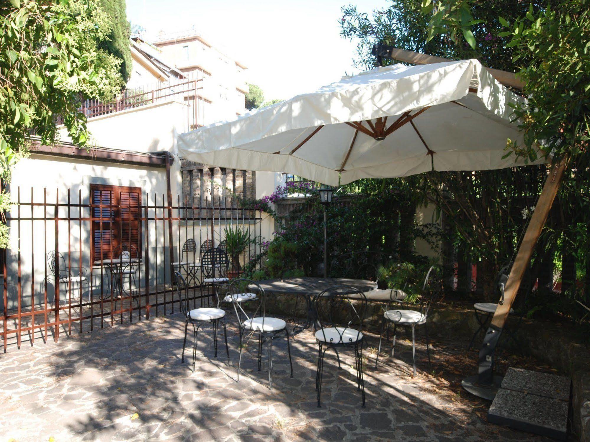 Hotel Residence Villa Tassoni Rome Exterior photo